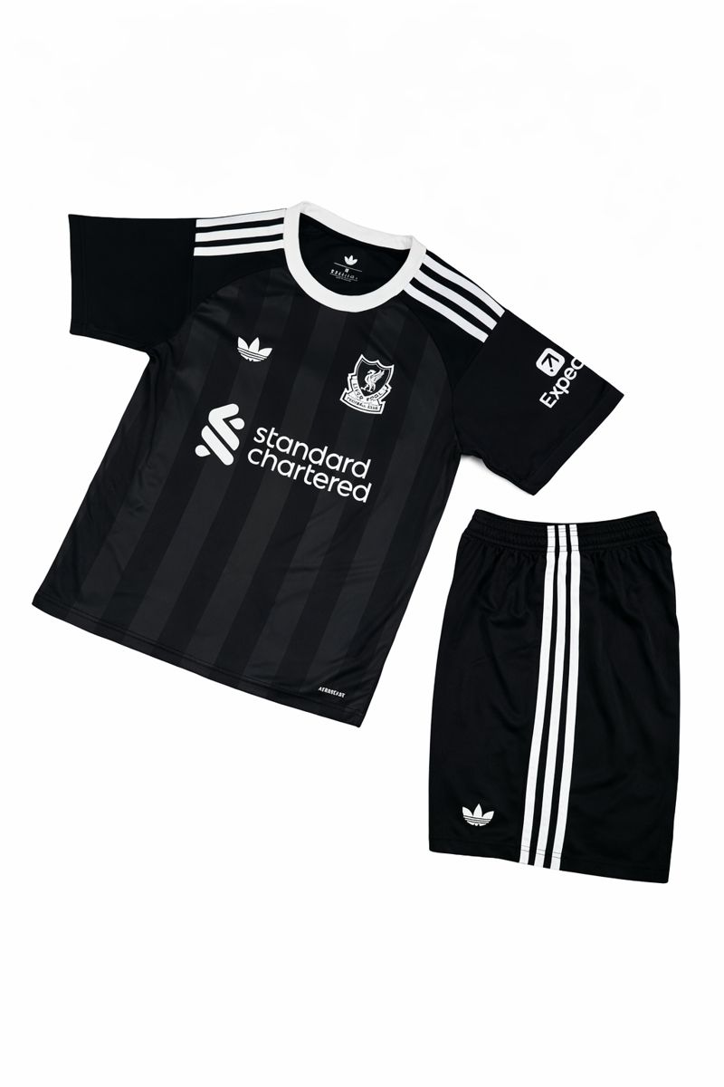 کیت لیورپول مشکی Standard Chartered آدیداس اورجینال| ست تیشرت و شورت Liverpool Black