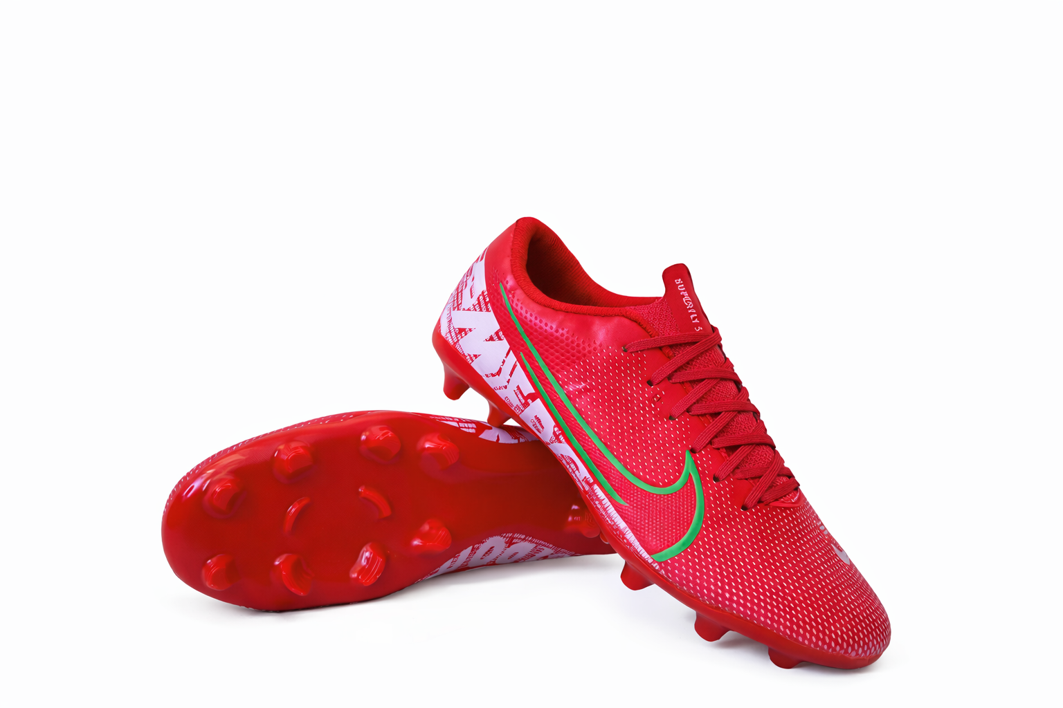 کفش استوک سوپرفلای میانه | ساقدار، سبک و مناسب فوتبال چمن مصنوعی